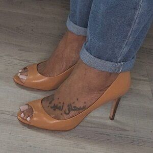 100% Leather Camel Brown Ann Taylor Open Toe Heels Size 8